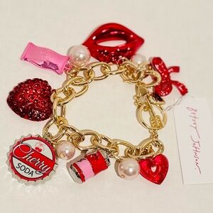 Betsey Johnson NWT Love Spell Charm Bracelet